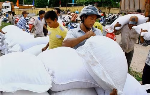 Gạo dự trữ quốc gia hỗ trợ nhân dân. Ảnh: baochinhphu.vn