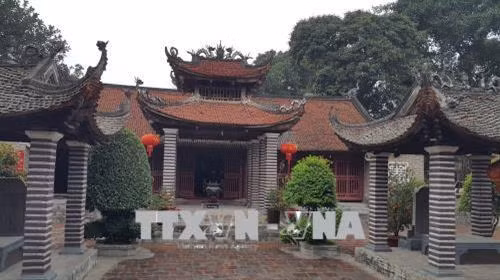 Đình Chèm với kiến trúc độc đáo được xếp hạng di tích quốc gia đặc biệt. Ảnh: Đinh Thuận - TTXVN