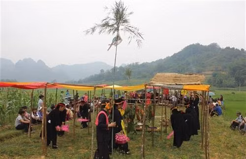 Lễ hội Nàng Hai, xã Tiên Thành, huyện Phục Hòa( Cao Bằng).