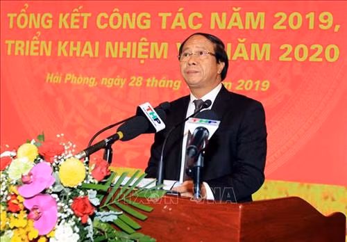 Đồng chí Lê Văn Thành, ủy viên Trung ương Đảng, Bí thư Thành ủy, Chủ tịch Hội đồng nhân dân thành phố Hải Phòng phát biểu chào mừng. Ảnh: An Đăng - TXVN