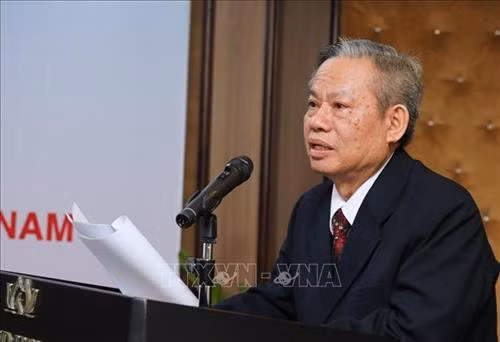 GS.TS Nguyễn Xuân Kính, Phó Chủ tịch Hội văn nghệ dân gian Việt Nam phát biểu tại buổi lễ. Ảnh: Thành Đạt - TTXVN