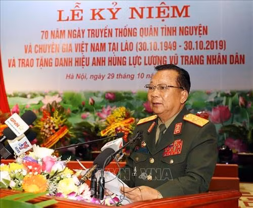 Đại tướng, Bộ trưởng Quốc phòng Lào Chansamon Chanyalat phát biểu. Ảnh: Trọng Đức - TTXVN