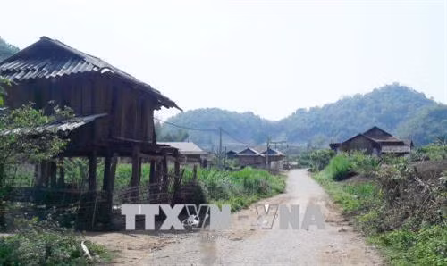 Một góc ở điểm tái định cư bản Quỳnh Sơn, xã Yên Sơn (Yên Châu, Sơn La). Ảnh: Nguyễn Cường - TTXVN