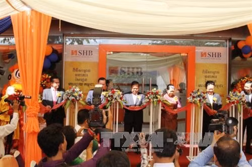 : Khai trương Ngân hàng Sài Gòn - Hà Nội tại Thủ đô Phnom Penh (Campuchia). Ảnh: Phạm Mạnh Hùng- Phóng viên TTXVN tại Campuchia