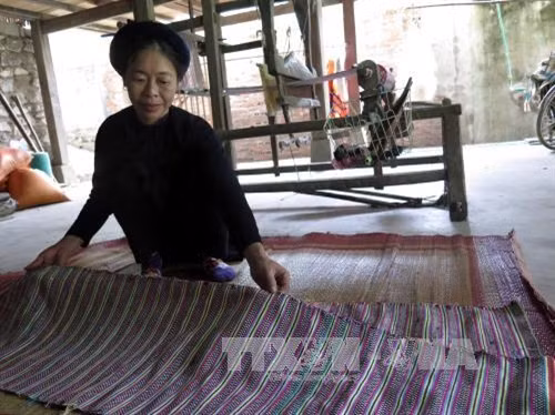 Sản phẩm vải được dệt thủ công