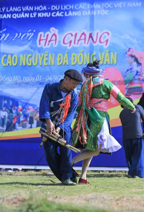 Nhiều hoạt động văn hóa, nghệ thuật "Vui Tết Độc lập" tại Làng Văn hóa - Du lịch các dân tộc Việt Nam ảnh 2