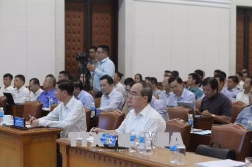 Đồng chí Nguyễn Thiện Nhân , Ủy viên Bộ Chính trị, Bí thư Thành ủy Thành phố Hồ Chí Minh và các đại biểu dự hội nghị. Ảnh: Thành Chung - TTXVN