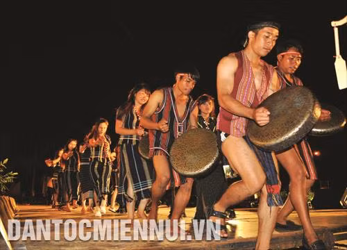 Văn hóa cồng chiêng được xem là "báu vật" của các dân tộc Tây nguyên