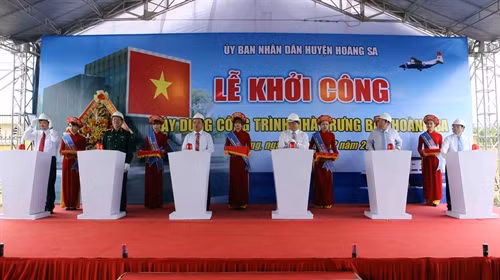 Nhấn nút khởi công Nhà trưng bày Hoàng Sa