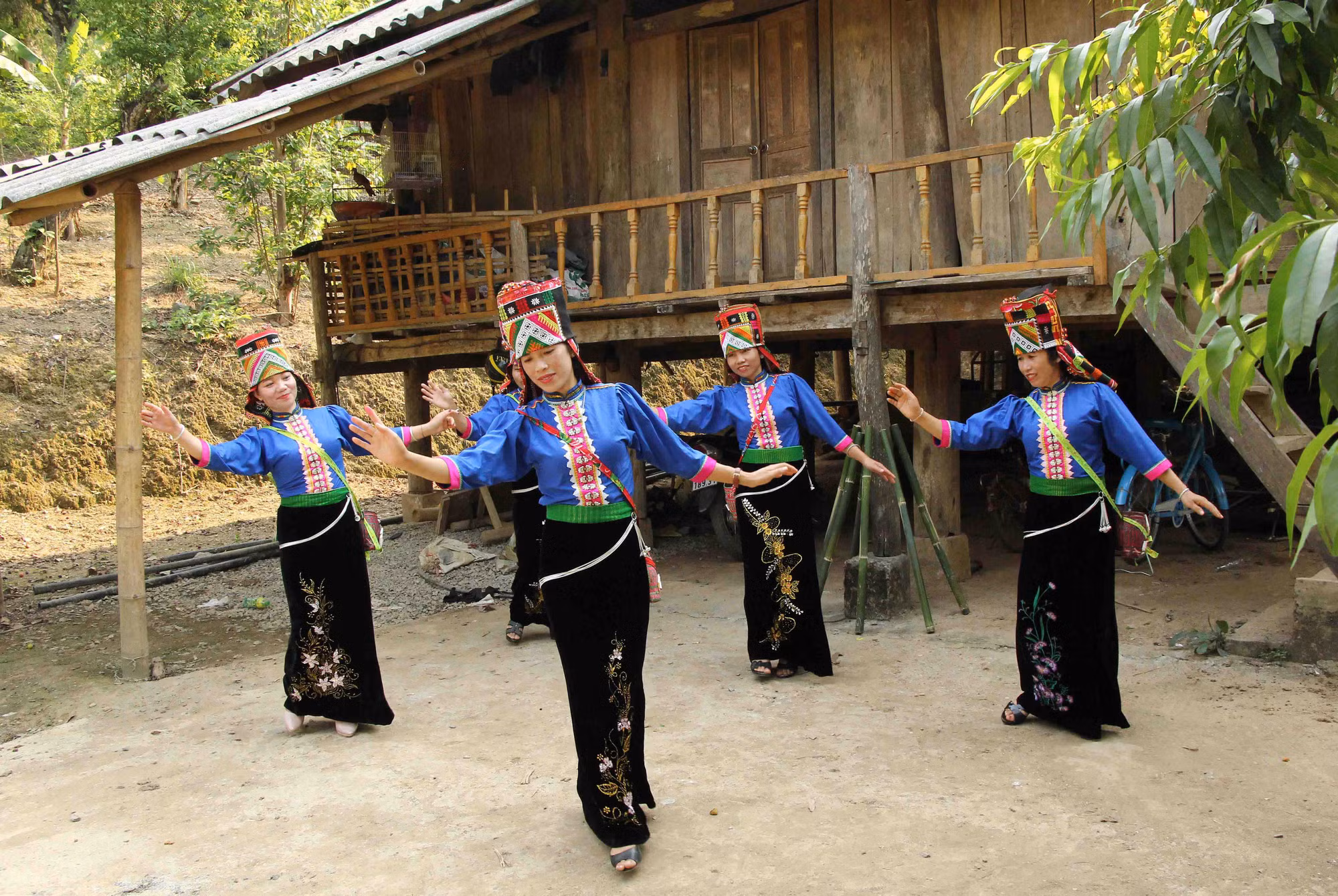 Sơn La nâng cao đời sống đồng bào dân tộc La Ha ảnh 5