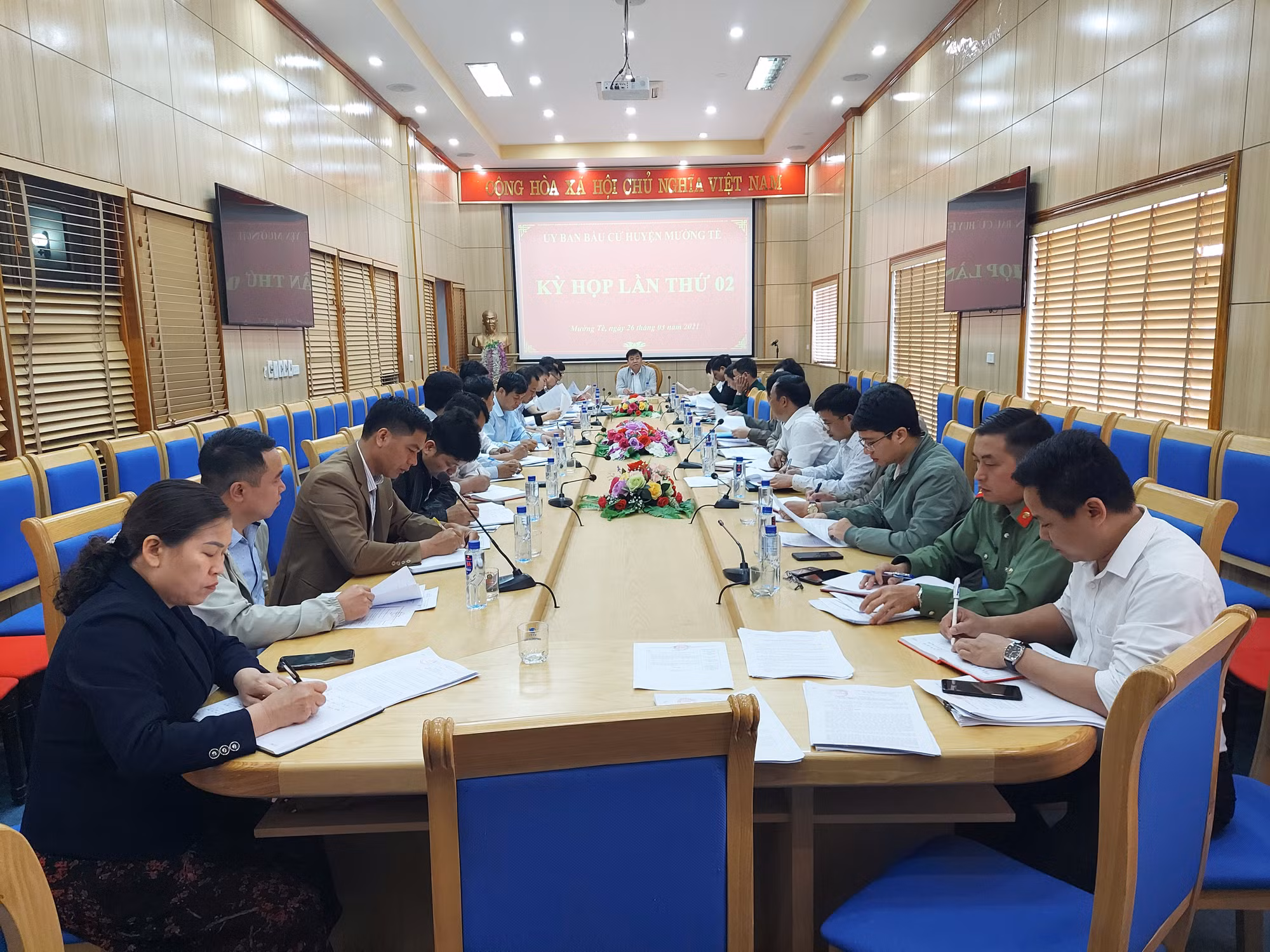 Lai Châu đẩy mạnh tuyên truyền bầu cử trong vùng đồng bào dân tộc thiểu số, biên giới ảnh 2