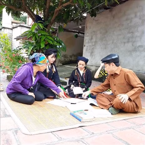 Nghệ nhân Lê Đại Năm tâm huyết gìn giữ văn hóa truyền thống dân tộc Sán Dìu ảnh 2