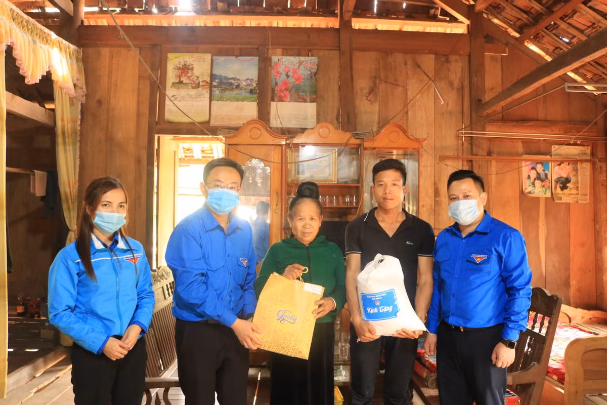 Nữ cán bộ đoàn Xã Chiềng Khương tâm huyết, trách nhiệm với phong trào ảnh 1