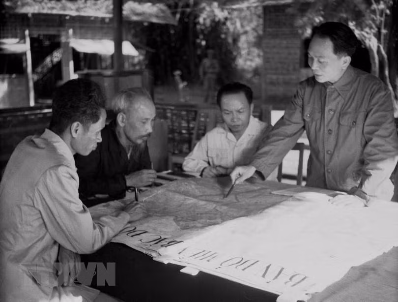 Kỷ niệm 110 năm Ngày sinh Đại tướng Võ Nguyên Giáp: Chương trình "Trái tim Việt Nam" - khắc họa một nhân cách lớn ảnh 3