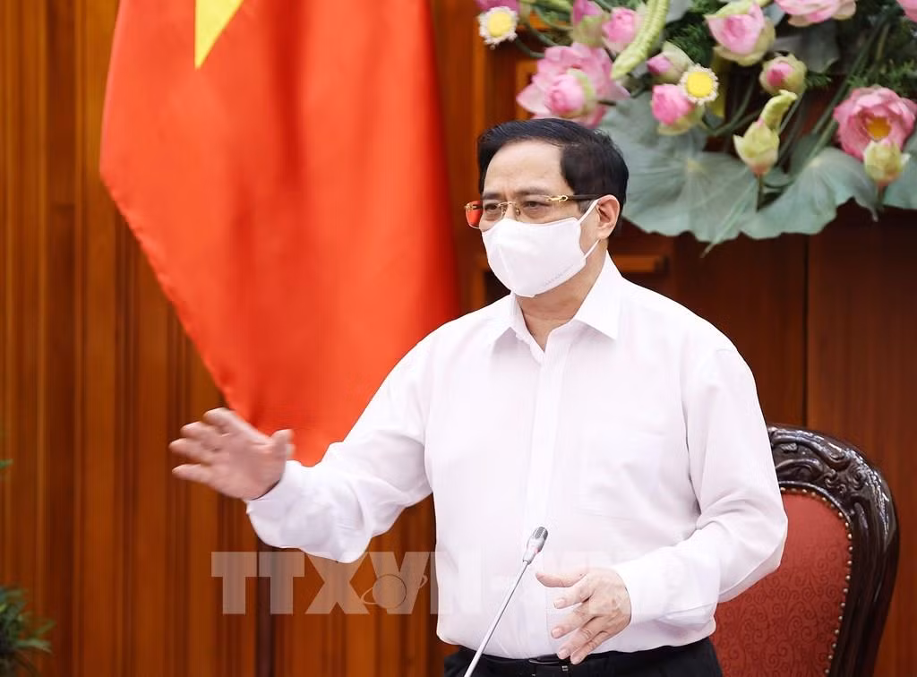 Thủ tướng Chính phủ Phạm Minh Chính: Mua vaccine phòng COVID-19 là trường hợp cấp bách, phải thực hiện ngay ảnh 1