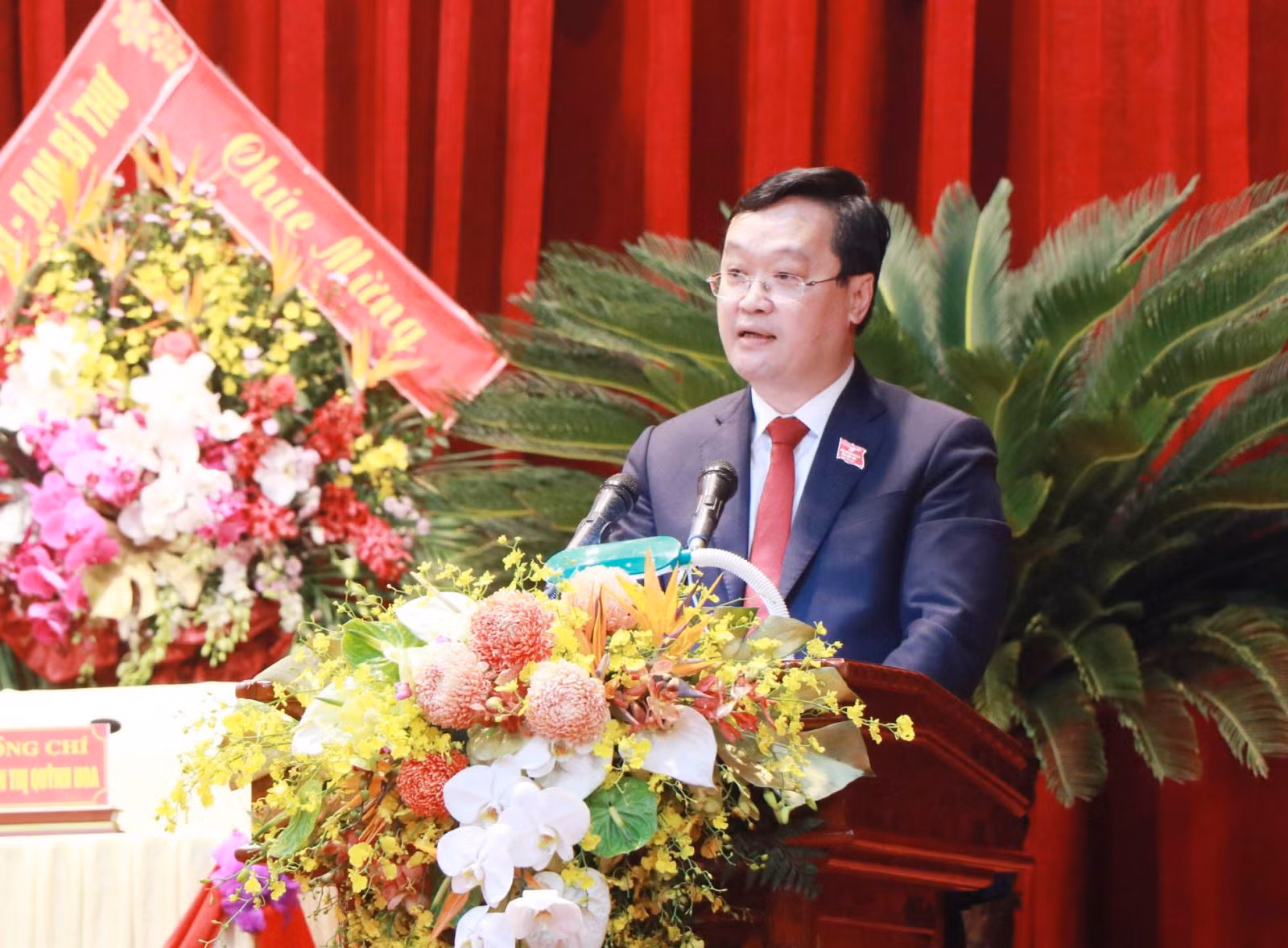 Ông Nguyễn Đức Trung tái đắc cử Chủ tịch UBND tỉnh Nghệ An ảnh 1