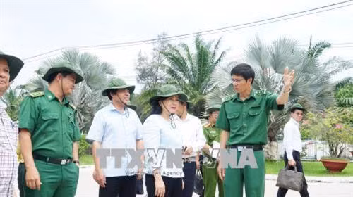 Bộ trưởng Nguyễn Thị Kim Tiến kiểm tra công tác cai nghiện ma túy tại Cơ sở xã hội Nhị Xuân, huyện Hóc Môn. Ảnh: Đinh Hằng - TTXVN