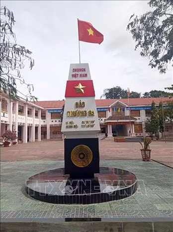Khơi dậy tình yêu biển, đảo cho học sinh Kon Tum ảnh 3