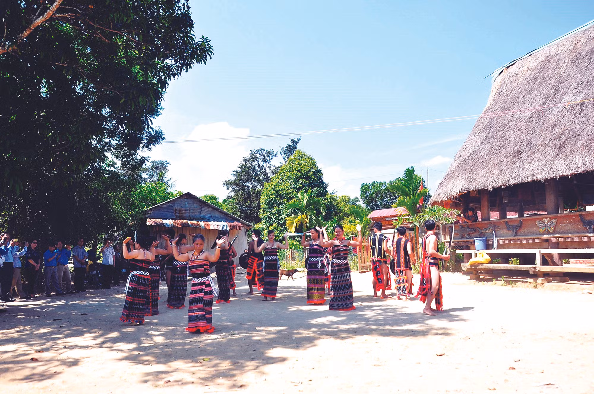 Nam Giang – 45 năm sau ngày giải phóng ảnh 1