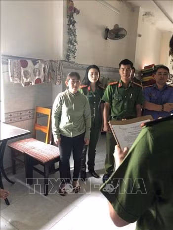 Gia Lai bắt giữ đối tượng chuyên lừa đảo xin việc tại vùng dân tộc thiểu số ảnh 1