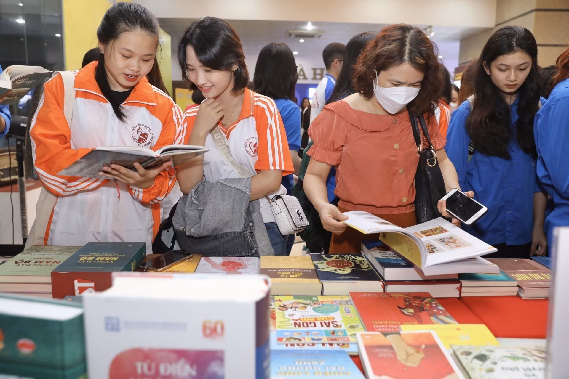 Tác phẩm “Hoàng Việt nhất thống dư địa chí” đoạt giải A Giải thưởng Sách Quốc gia 2022 ảnh 8