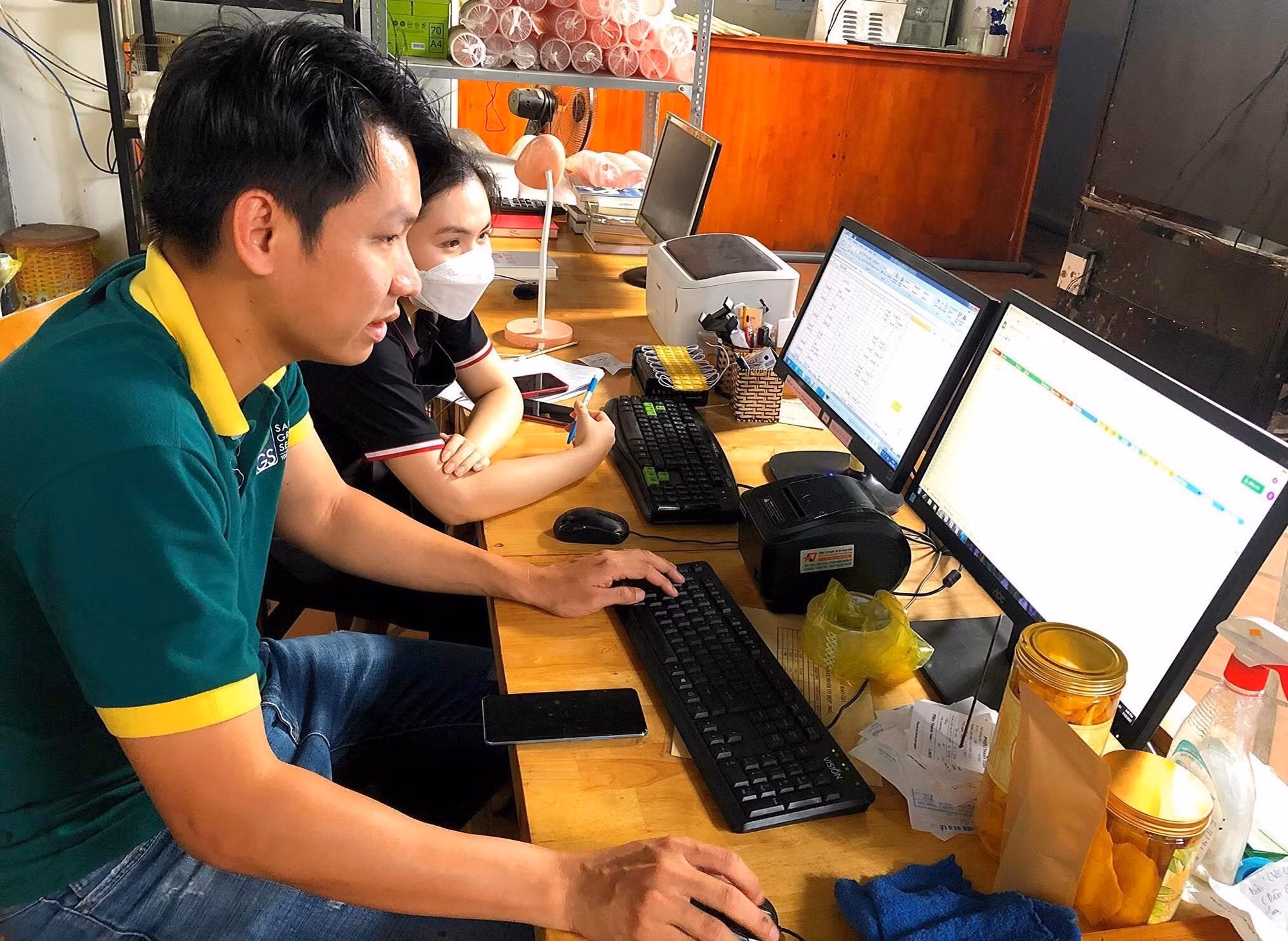 Làm giàu từ những sản vật của quê hương của nhóm 9X CamLamOnline ảnh 2