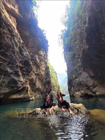 Bảo tồn nét đẹp văn hóa đặc sắc của phiên chợ "độc nhất vô nhị" Khâu Vai, Hà Giang ảnh 3