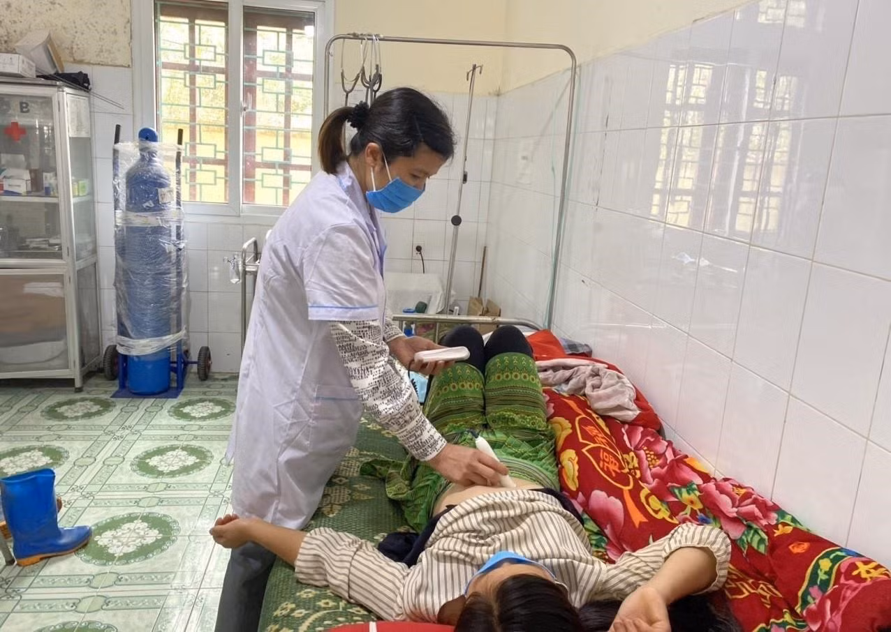 Nỗ lực đẩy lùi tình trạng sinh con tại nhà ở vùng cao Lai Châu ảnh 4