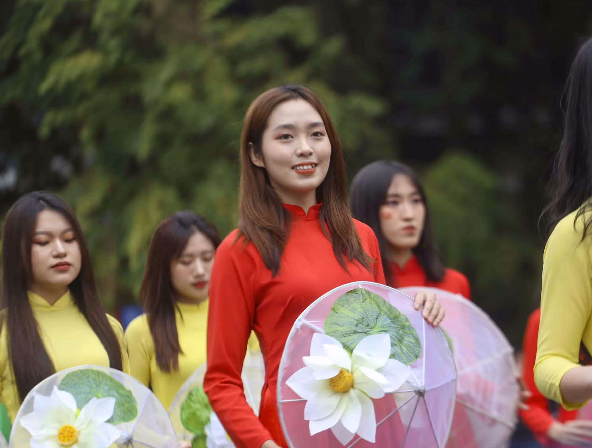 Lễ hội Áo dài Du lịch Hà Nội 2022 thu hút hơn 30.000 lượt người tham dự ảnh 3
