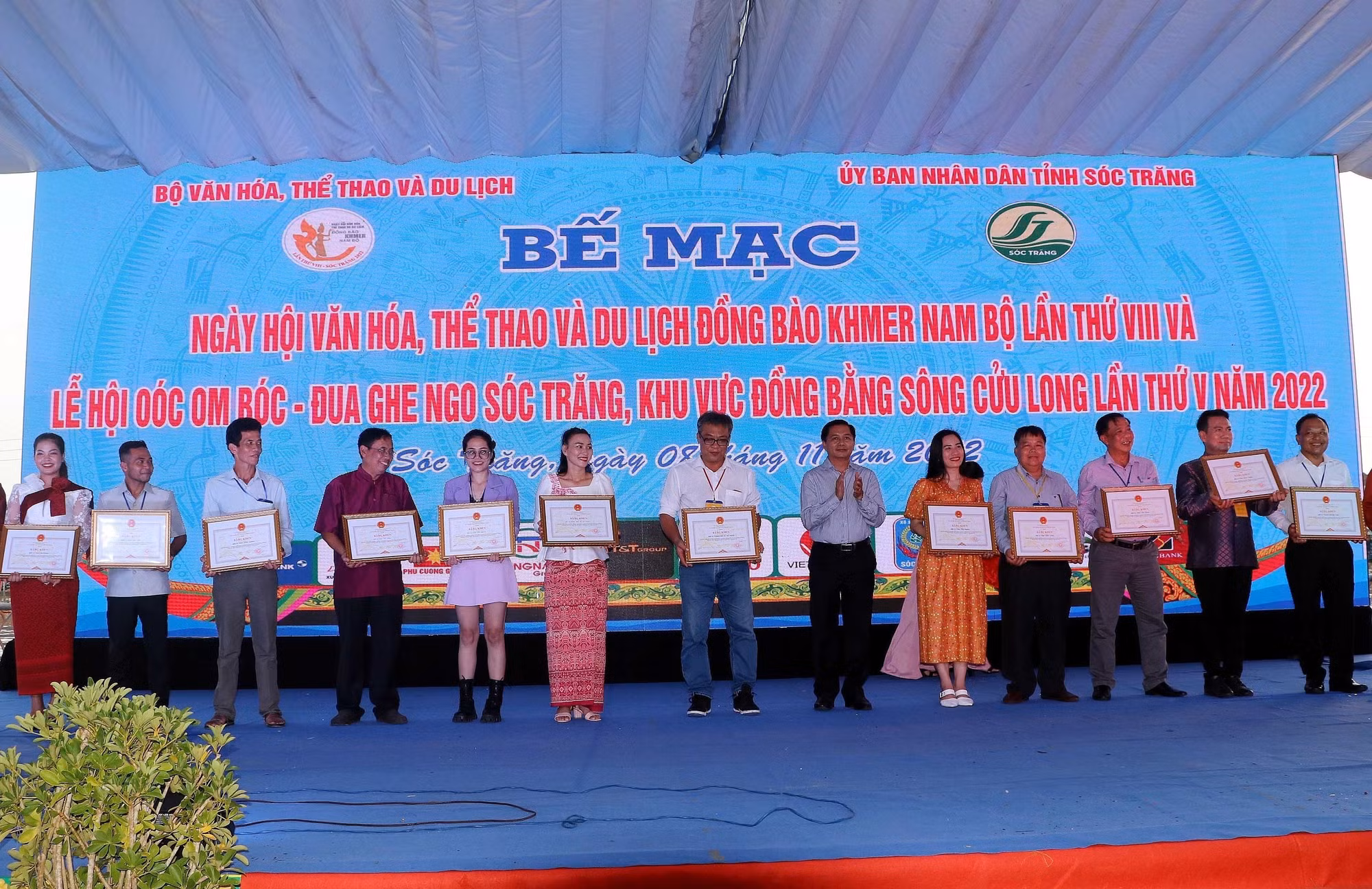 Bế mạc Ngày hội Văn hóa Thể thao Du lịch đồng bào Khmer Nam bộ lần thứ VIII ảnh 2
