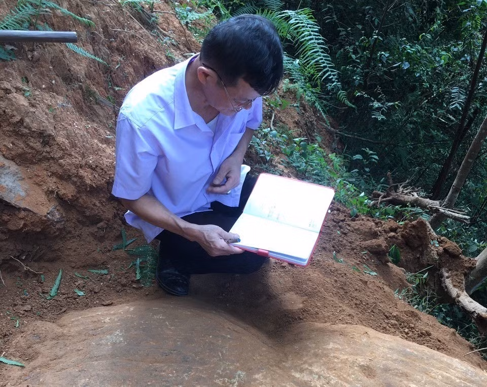 Nghiên cứu, giải mã các khối đá khắc cổ mới phát hiện tại Mù Cang Chải, Yên Bái ảnh 3