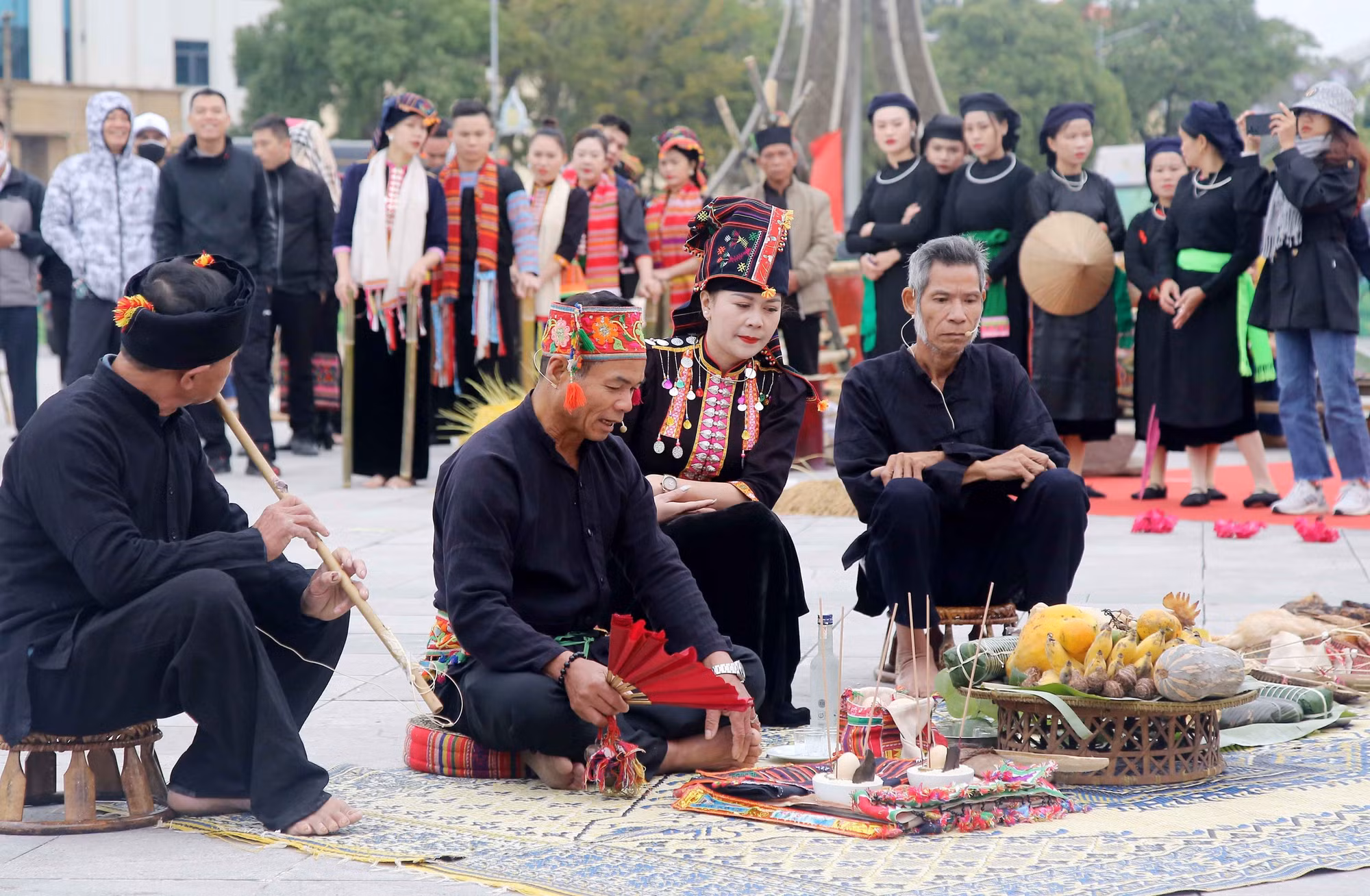 Nhiều hoạt động nhân dịp Ngày hội Văn hóa, Thể thao và Du lịch các dân tộc vùng Tây Bắc ảnh 5 Nhiều hoạt động nhân dịp Ngày hội Văn hóa, Thể thao và Du lịch các dân tộc vùng Tây Bắc ảnh 5