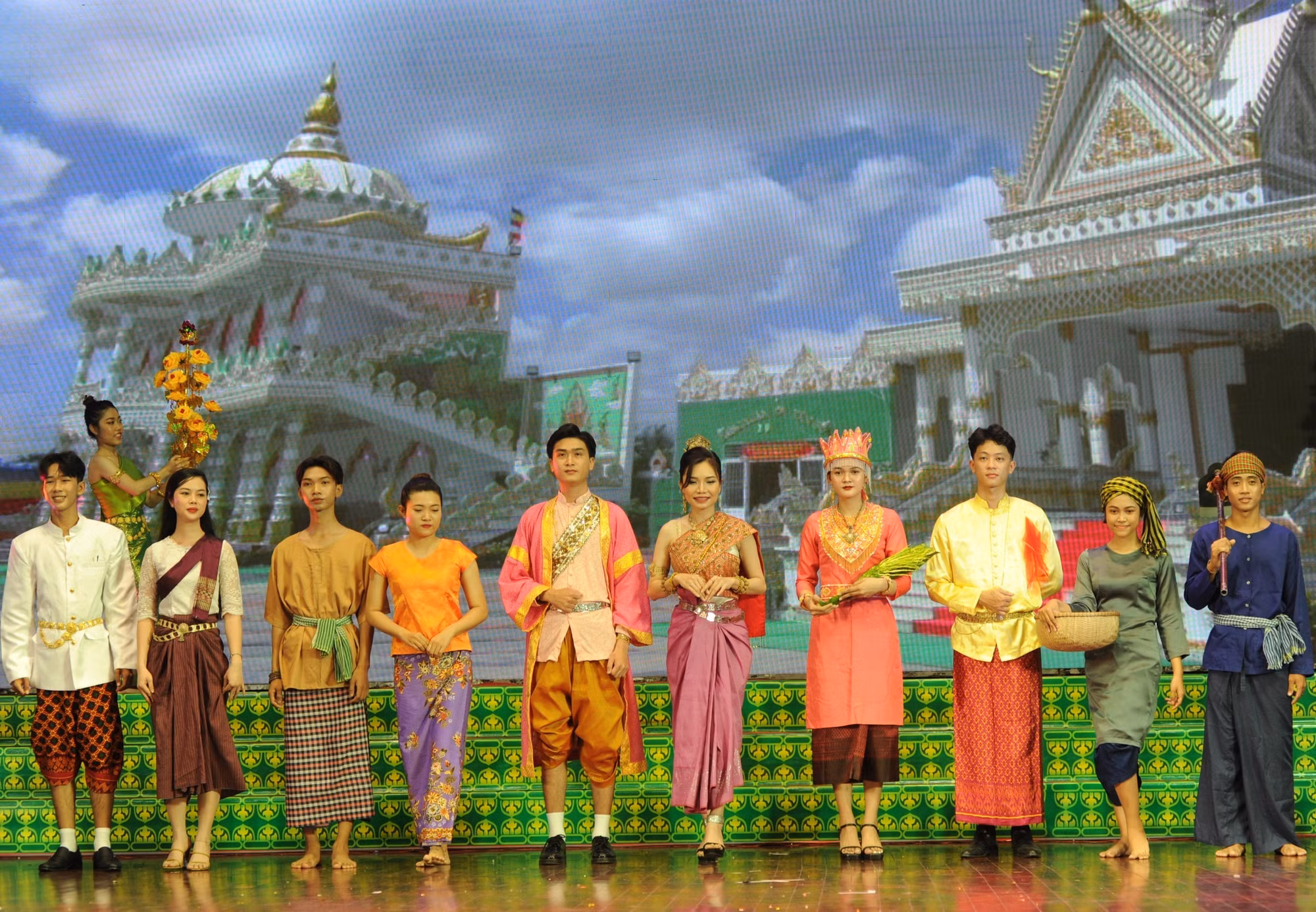 Tôn vinh và phát huy giá trị văn hóa truyền thống đồng bào Khmer Nam Bộ ảnh 7