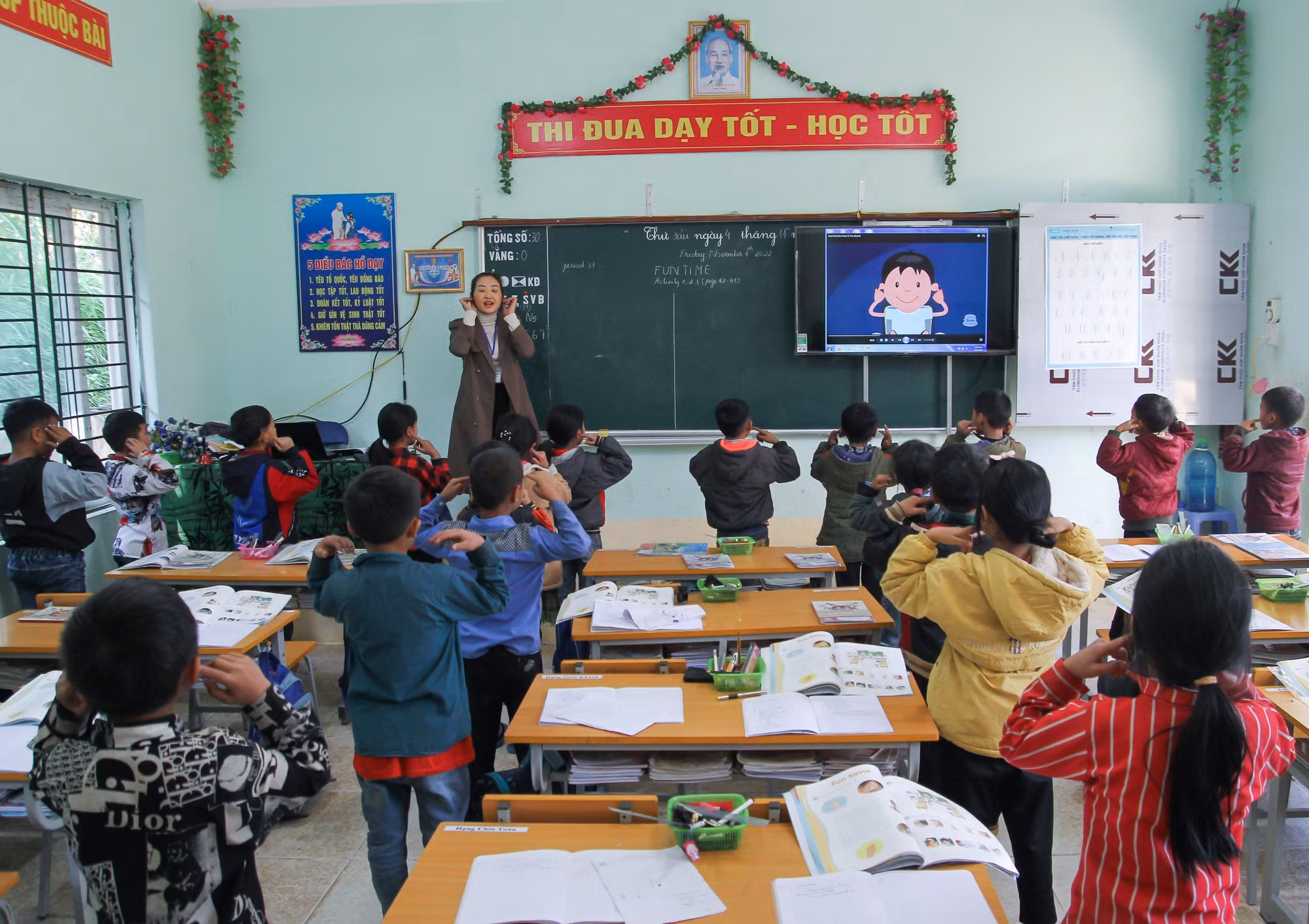 Thiếu giáo viên tại vùng cao Hà Giang - bài toán khó giải ảnh 1