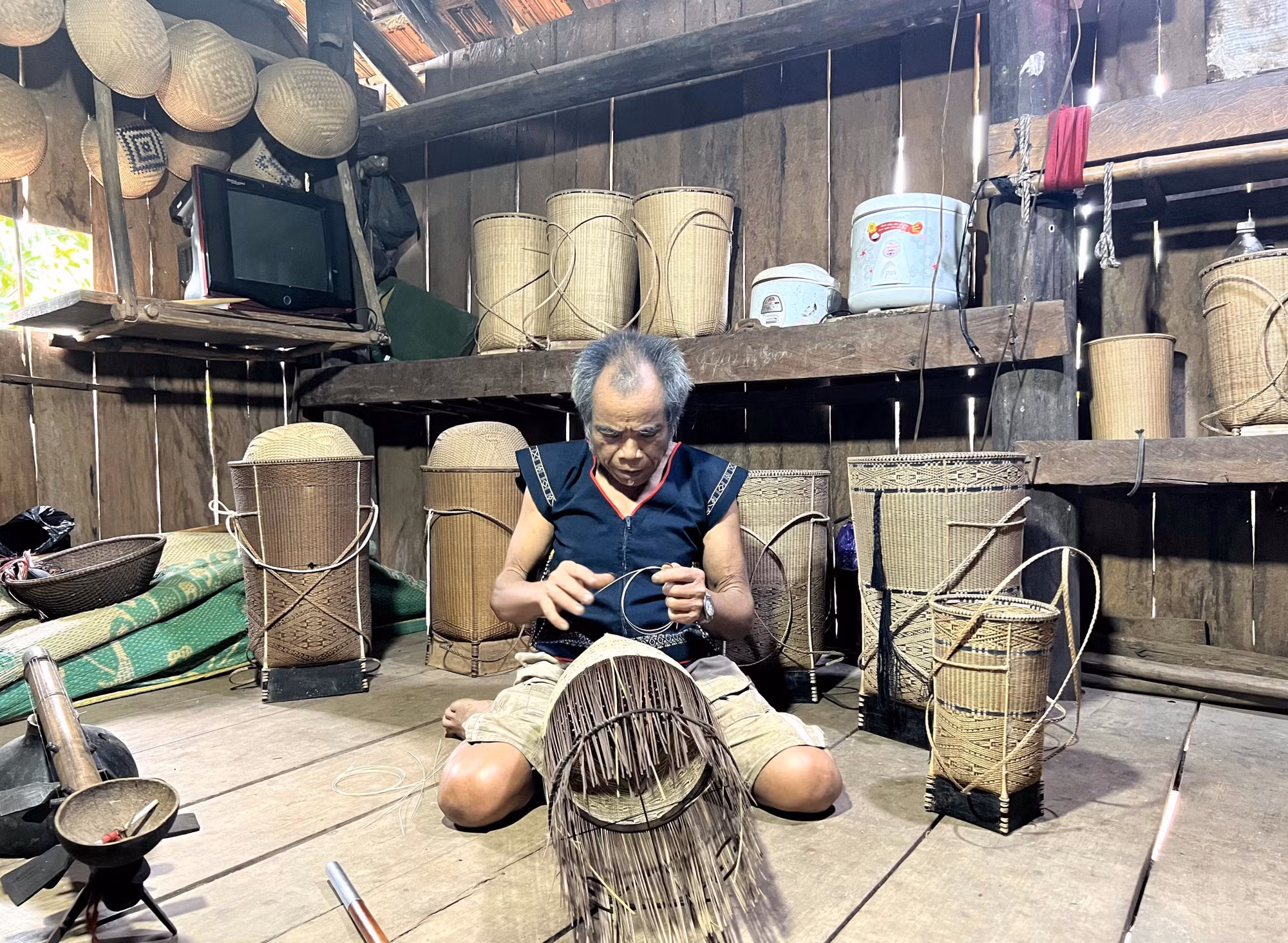 Nghệ nhân Bahnar nặng tình với văn hóa dân tộc ảnh 3