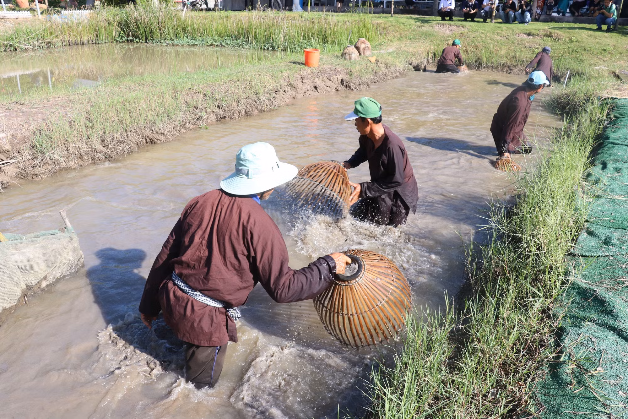 Phát huy giá trị làng nghề truyền thống kết hợp phát triển du lịch địa phương ảnh 5