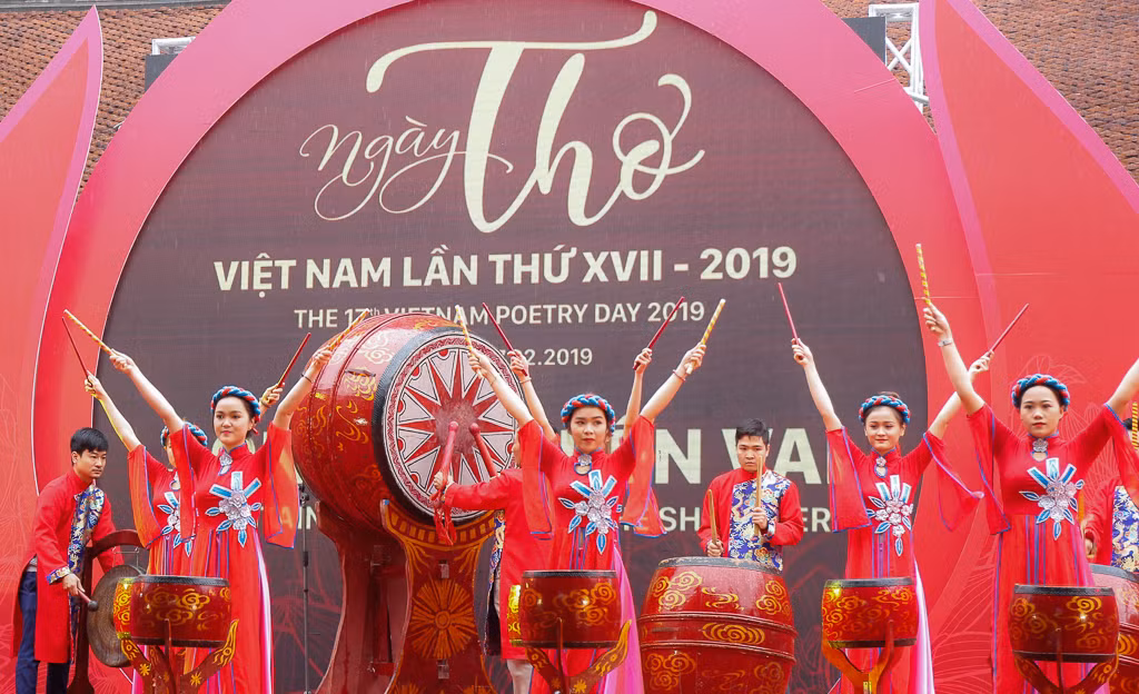 Ngày Thơ - nét đẹp trong văn hóa Việt ảnh 1