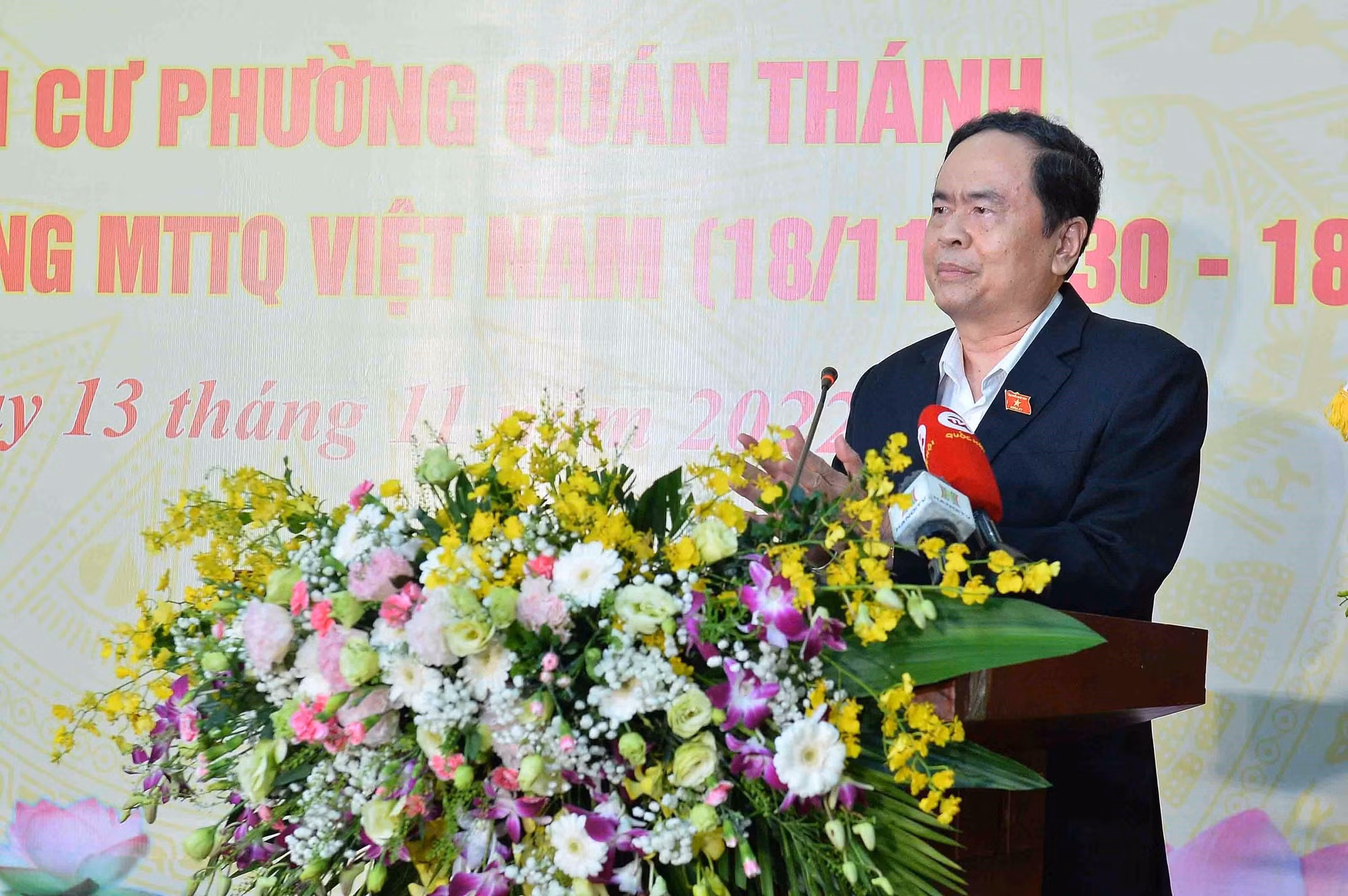 Chủ tịch Quốc hội Vương Đình Huệ dự Ngày hội Đại đoàn kết toàn dân tộc tại phường Quán Thánh, Hà Nội ảnh 3