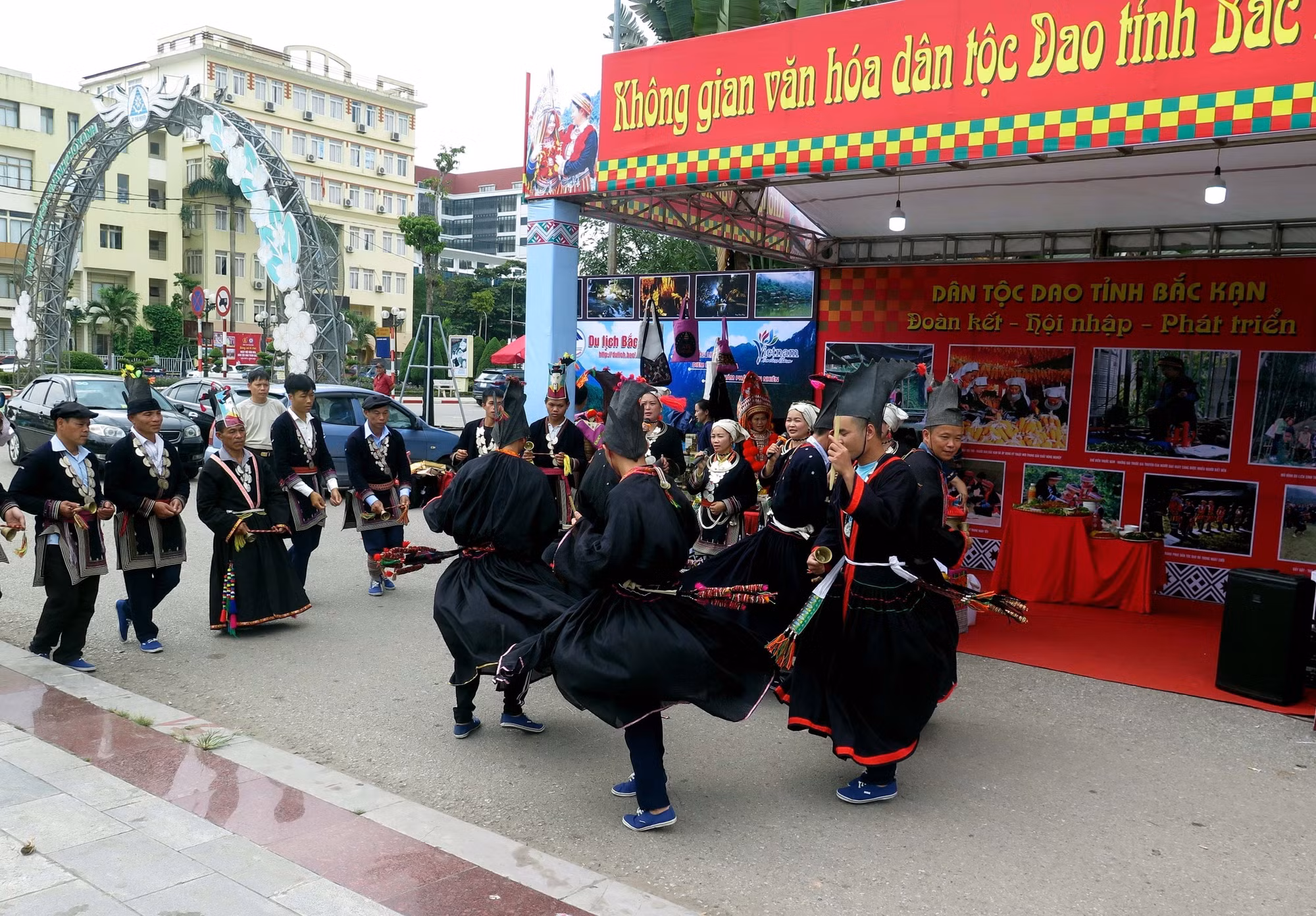 Thái Nguyên: Khai mạc Ngày hội Văn hóa dân tộc Dao toàn quốc lần thứ II ảnh 5