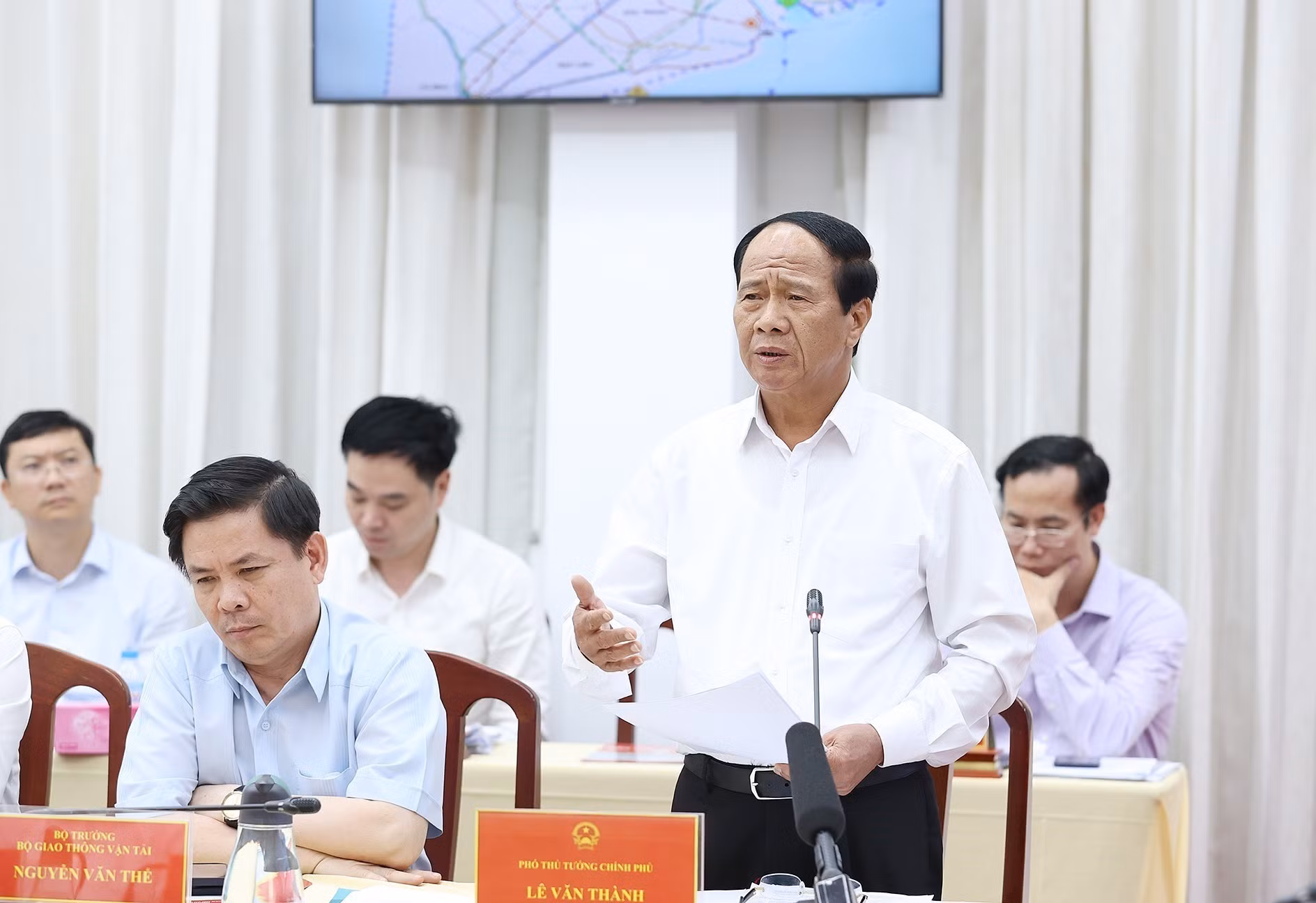 Thủ tướng Phạm Minh Chính: Cần Thơ phải phát huy vai trò trung tâm, động lực phát triển của vùng Đồng bằng sông Cửu Long ảnh 2