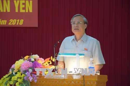 Đồng chí Trần Quốc Vượng tiếp thu và trả lời các ý kiến, kiến nghị của cử tri huyện Văn Yên. Ảnh: Tuấn Anh-TTXVN
