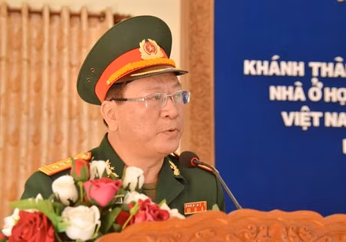 Đại tá Nguyễn Anh Dũng, Tùy viên Quốc phòng Việt Nam phát biểu tại buổi lễ. Ảnh: Chí Hùng - Minh Hưng - Chanh Đa -TTXVN