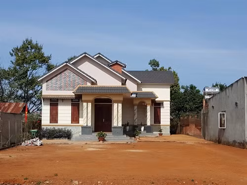Một ngôi biệt thự xây nên nhờ cây tiêu.