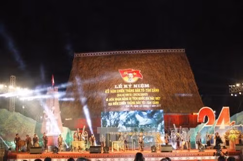 Kon Tum nhận Bằng di tích quốc gia đặc biệt địa điểm Chiến thắng Đăk Tô - Tân Cảnh ảnh 1