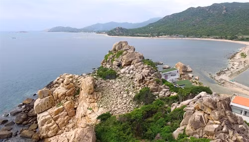 Ninh Thuận thu hút du khách bằng những vẻ đẹp nguyên sơ, tự nhiên