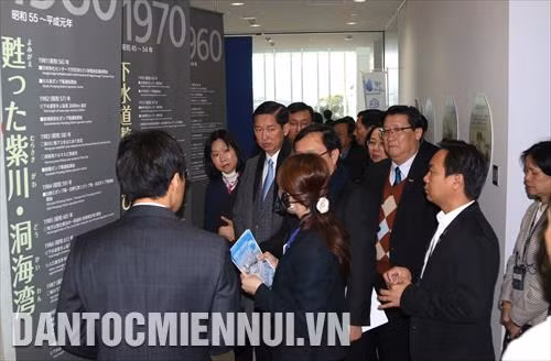 Đoàn đại biểu Thành phố Hồ Chí Minh tìm hiểu mô hình xử lý nước thải tại trung tâm lọc nước Nikki