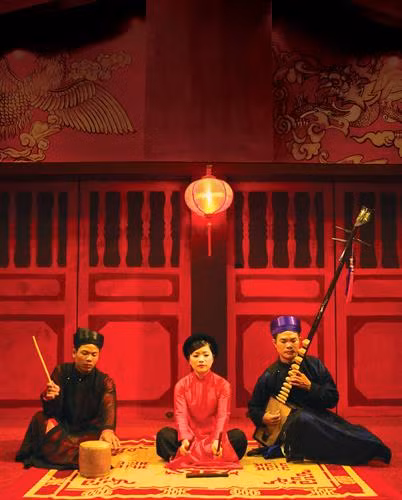 Tiết mục của CLB ca trù Thăng Long trong Liên hoan tài năng ca trù 2016.