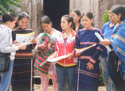 Sinh hoạt câu lạc bộ nâng cao chất lượng dân số