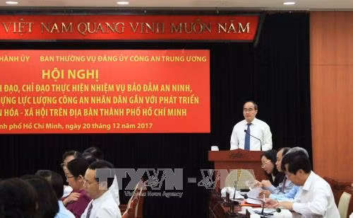 Ông Nguyễn Thiện Nhân, Ủy viên Bộ Chính trị, Bí thư Thành ủy Thành phố Hồ Chí Minh phát biểu khai mạc Hội nghị. Ảnh: Xuân Khu - TTXVN