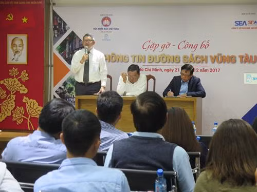 Quang cảnh buổi gặp gỡ, Công bố thông tin Đường sách Vũng Tàu